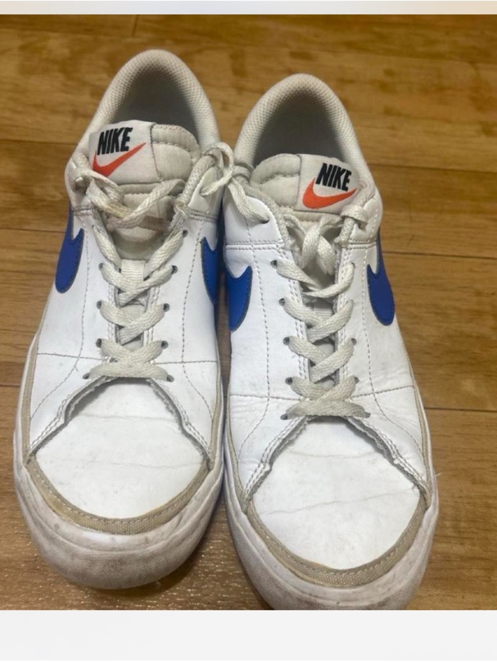 Nike White Leather Low-Top Sneakers with Blue Swoosh - Picture 6 of 6